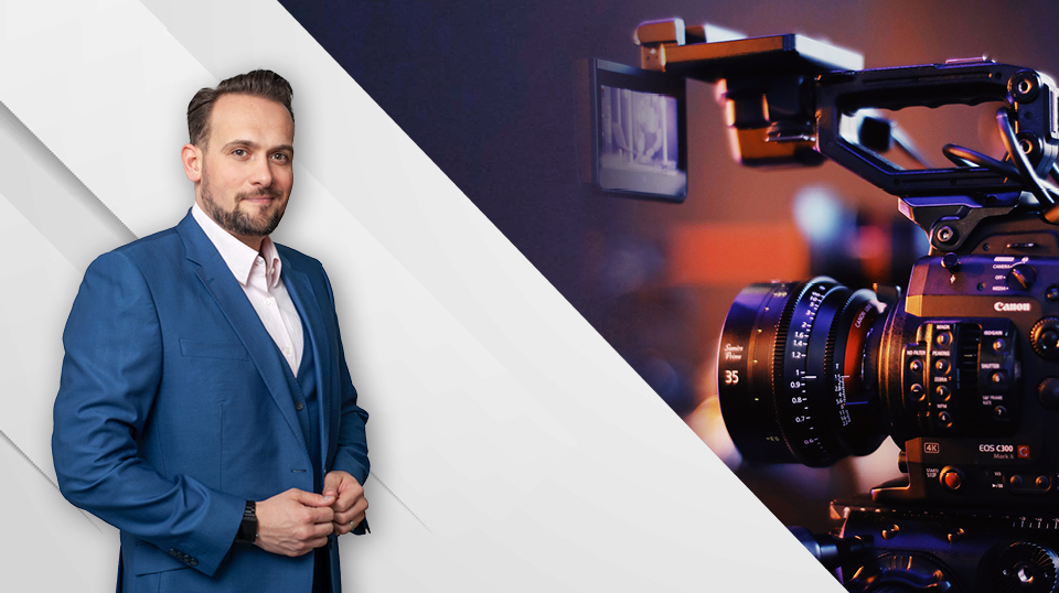 ETL ADHOGA Marketing-Chef Konstantin F. Ballek beim Connected by-Expertentalk von Cost & Logis