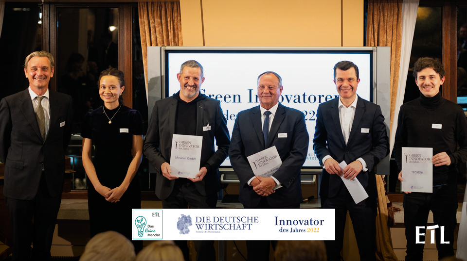 Besondere Auszeichnung vor versammelter Prominenz